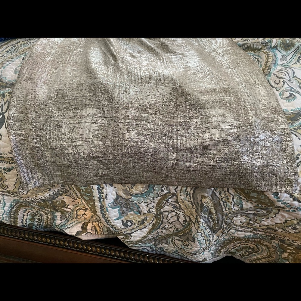 Silver dress - Picture 4 of 4
